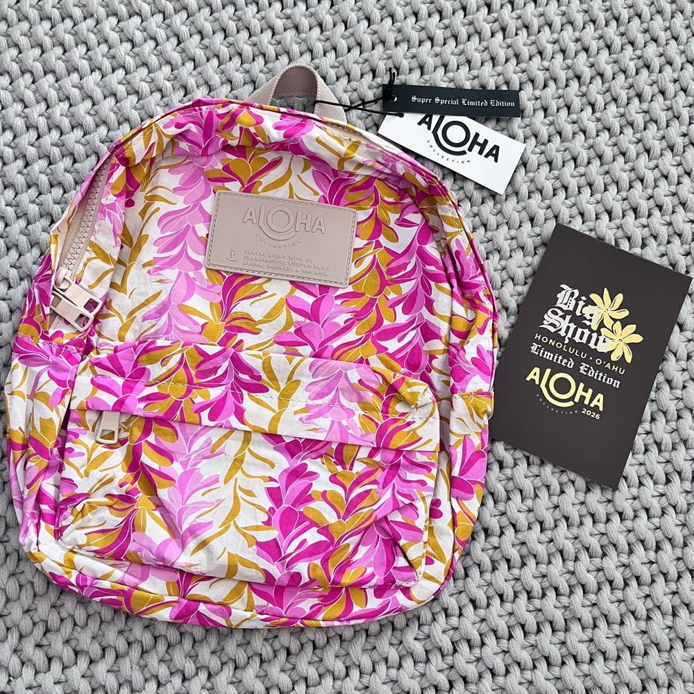 Aloha collection• SUPER SPECIAL LIMITED EDITION Lei Stand  Mini Backpack Taffy - Picture 8 of 8